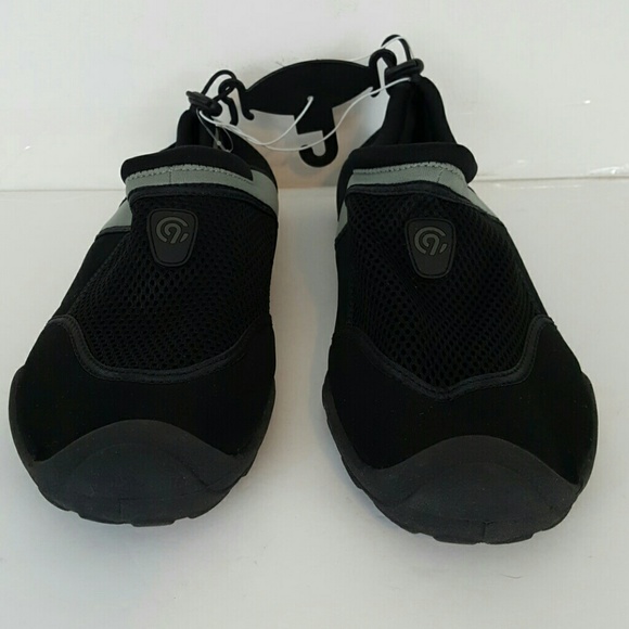 Men's water Shoes Large (11/12) NWOT - Picture 2 of 5